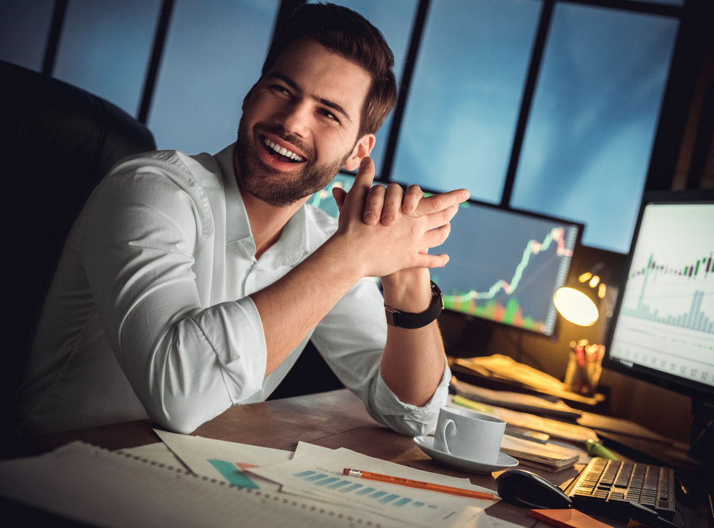 уверенный трейдер делает успешную сделку